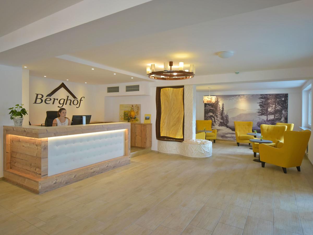 Hotel Berghof Millstatt Exterior photo